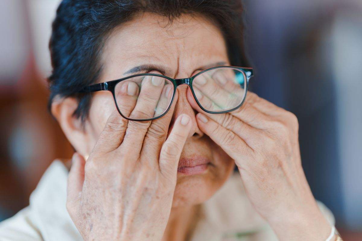 Stanchezza e debolezza persistente, ecco cosa può nascondere