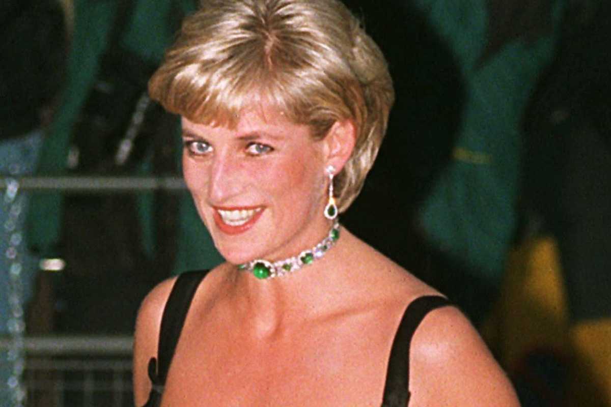 lady diana sorridente